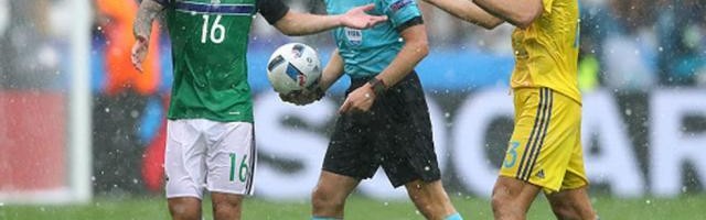 欧洲杯第一场雨战来袭?布加勒斯特球场成了游泳池