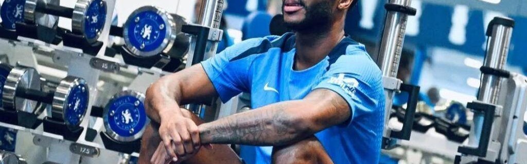 开云官网-记者：富勒姆和水晶宫都询问了斯特林的情况，那不勒斯也有意